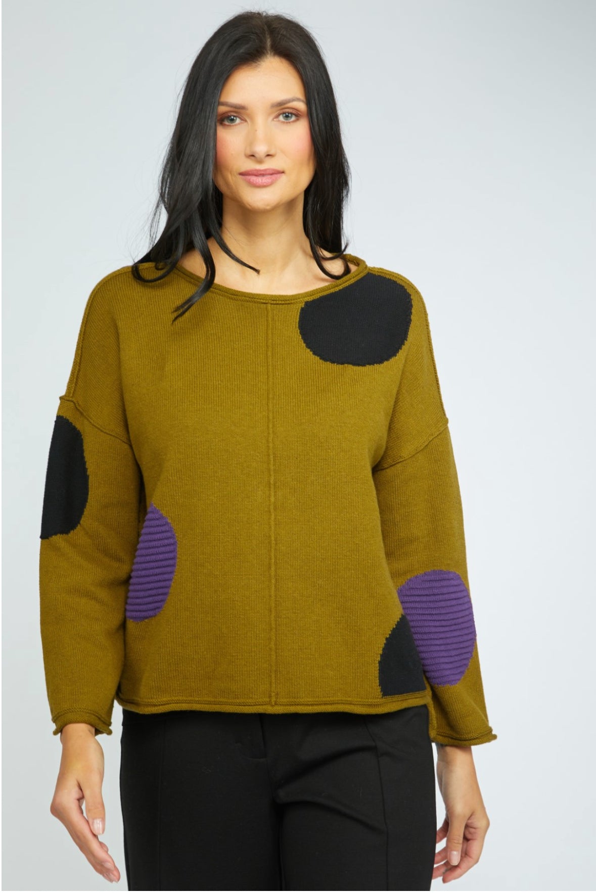 Statement Circle Pullover