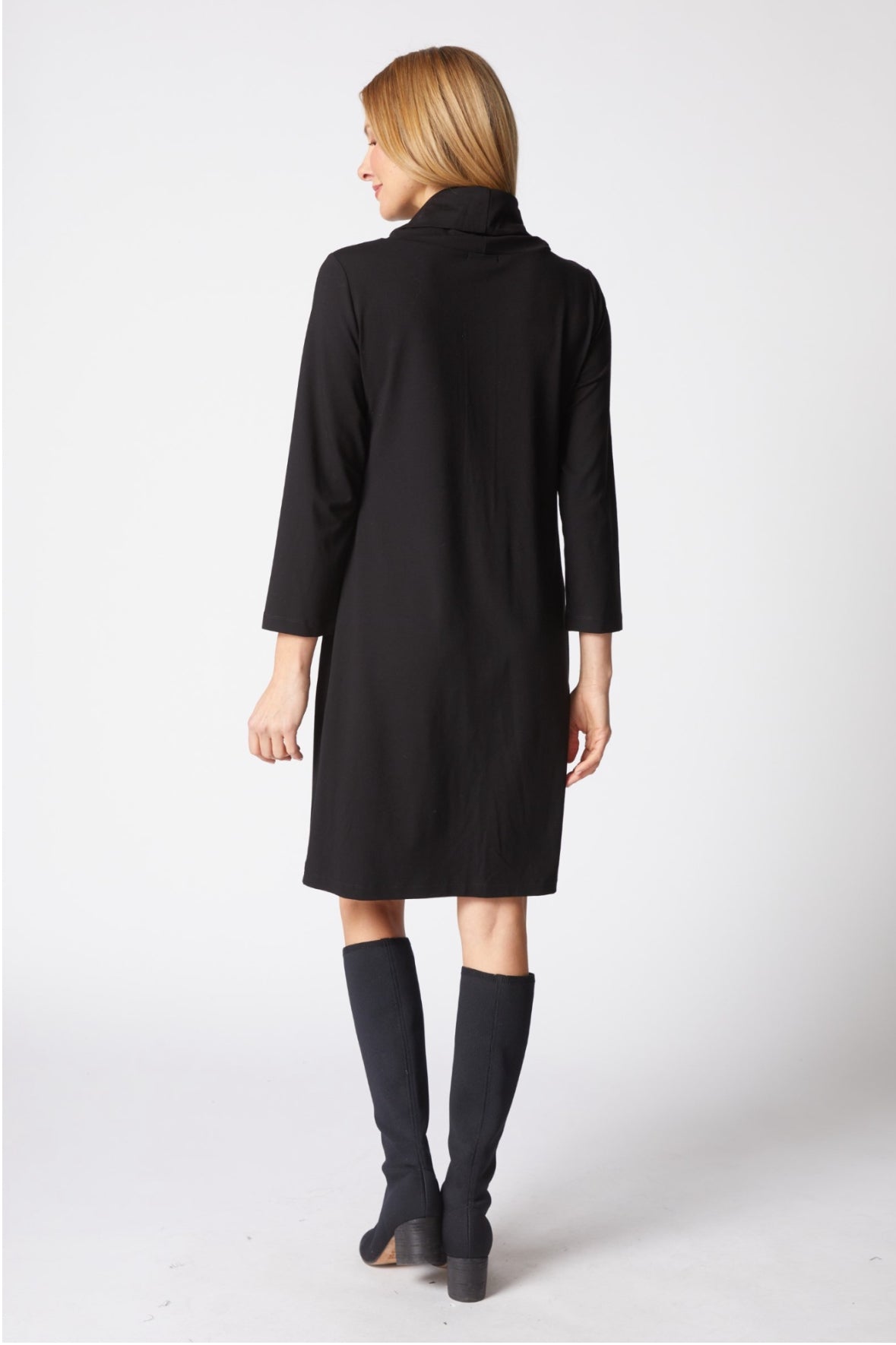 Core Travel Solid Pleat Front Dress